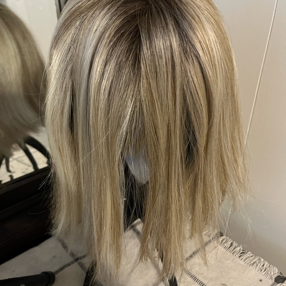 Stylish Blonde Wig for Women